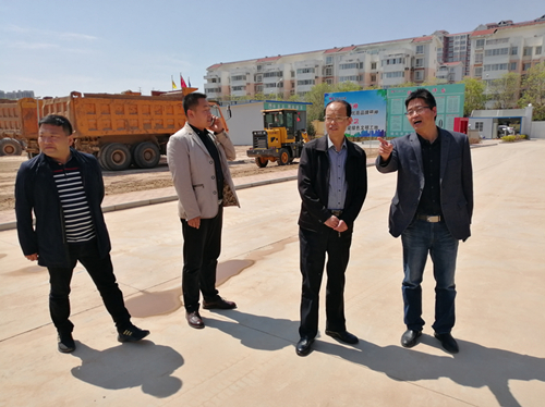 陈安锁深入梅乐园中学项目建设工地督查包抓项目达产达效情况